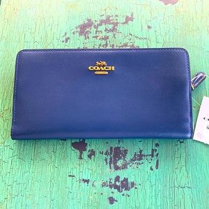 NEW! COACH WALLET